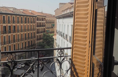 Centro Apartment | Sunny Historic District Loft w/Balconies, Full Kitchen, Washing Machine, & WiFi