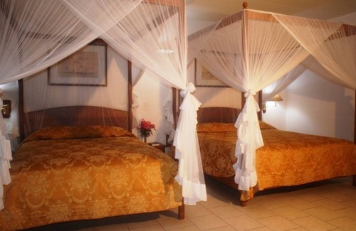 Mahajanga Hotel | Sunny Hotel Majunga