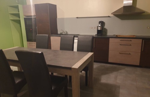 La Landec Apartment | Sunny house