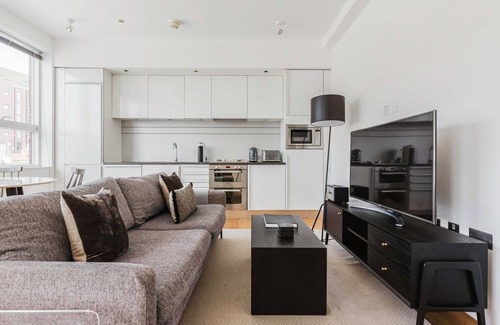 King's Cross Apartment | Sunny King's Cross 1BR, close to KC Station & Tech HQ, by Blueground