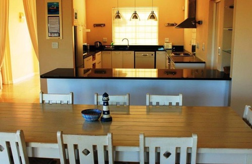 Langebaan House | SUNNY LANGEBAAN GOLF VILLA
