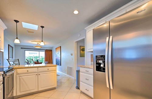 Harbor Hills House | Sunny Largo Retreat: 4 Mi from Indian Rocks Beach!