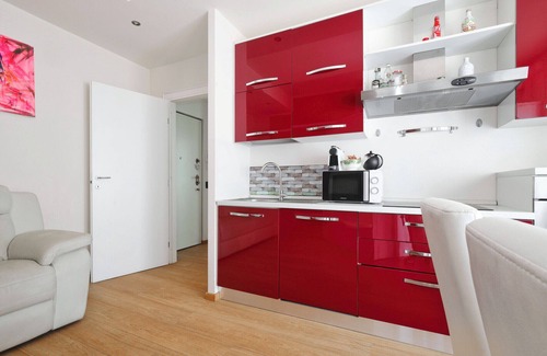 Lazzaretto Apartment | Sunny Milan Hideaway