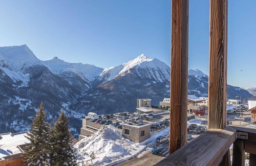 Orcieres-Merlette Apartment | Sunny Mountain Retreat