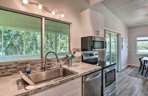 Kapoho House | Sunny Pahoa Retreat: Snorkel, Hike & Shop!