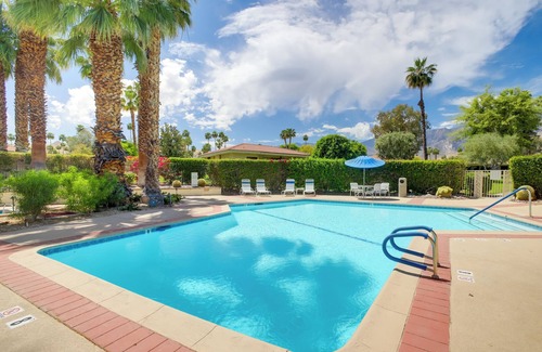 Sonora Sunrise Condo | Sunny Palm Springs Haven: Fenced Patio, 6 Pools!