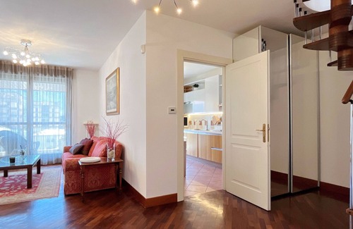 Lecco Apartment | Sunny Penthouse - Affitti Brevi Italia