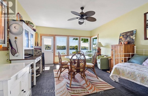 Centre Hastings Cottage | Sunny Pines on the Lake