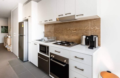 Heidelberg Apartment | Sunny Place at Heidelberg close to Austin Hospital