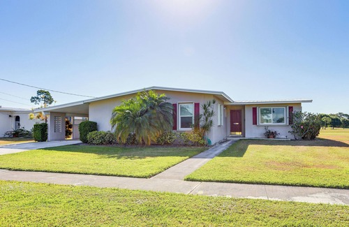 Port Saint Lucie House | Sunny Port St Lucie Home: Lanai & Golf Course View