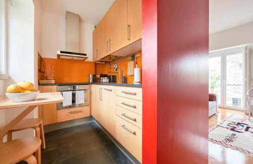 Alvalade Apartment | Sunny Renovated Apt With AC, By TimeCooler