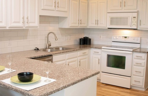 Murfreesboro House | Sunny rental on the golf course in Murfreesboro just minutes from Interstate