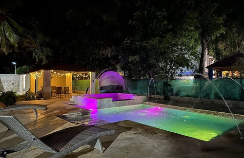 Bani Villa | Sunny Retreat, Ultimate Getaway