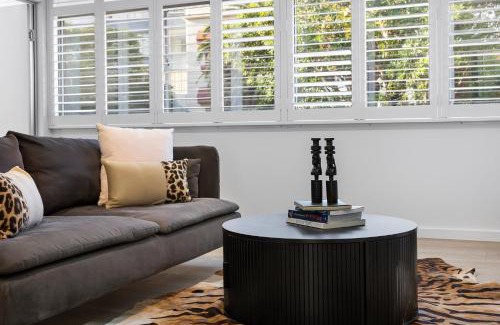 Kings Cross Apartment | Sunny Rushcutters Bay Apartment
