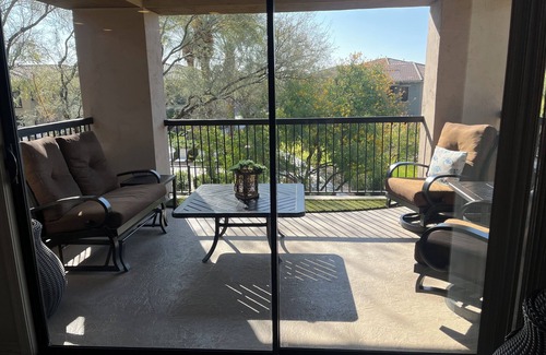 Desert Ridge Condo | SUNNY Scottsdale Pool View Condo