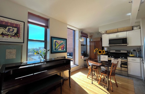 Prospect Lefferts Gardens Apartment | Sunny, South-Facing Apt w Private Terrace 300 ft. from Prospect Park & Q/B Train