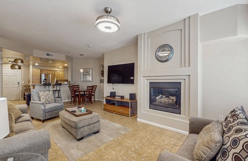 North Scottsdale Condo | Sunny Vibes & Cozy Stays in the Heart of North Scottsdale.