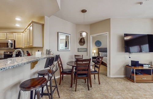 North Scottsdale Condo | Sunny Vibes & Cozy Stays in the Heart of North Scottsdale.