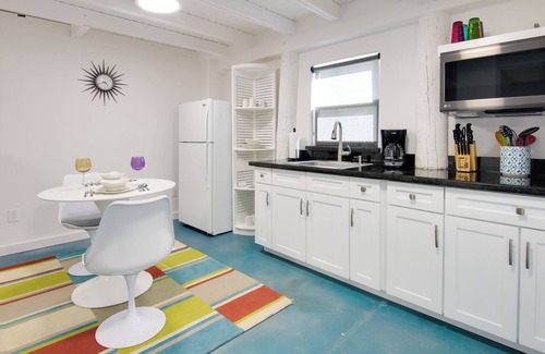 Arroyo City Apartment | Sunny, Waterfront Rio Hondo Studio w/Shared Perks