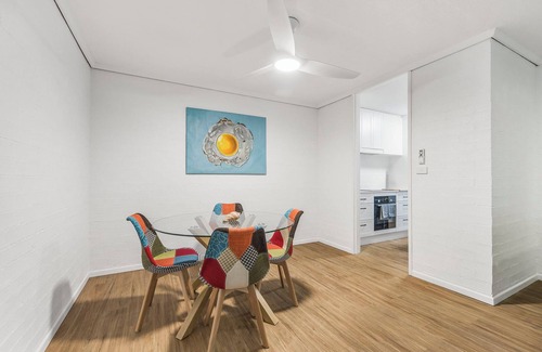 Port Macquarie Apartment | Sunnyside by the Bay - 2 Bedroom unit in security complex with Pool