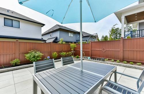 Surrey House | Sunnyside Home Suite at South Surrey White Rock ,Vancouver BC