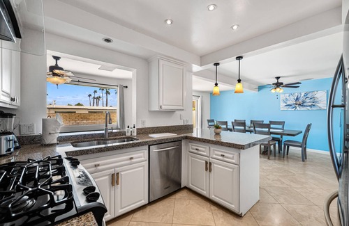Racquet Club South House | Sunnyside House with Pool in Palm Springs