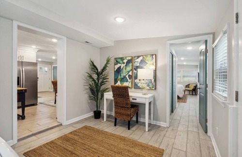 Buckroe Beach House | Sunnyside Inn Front House
