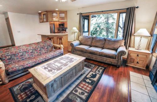 Estes Park House | Sunnyside Knoll- 6 cabin