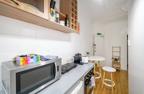 Bondi Beach Apartment | Sunnyside Up Local Living by Bondi Beach