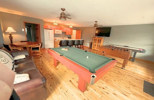 Snowshoe House | Sunrise 1 - Pet-Friendly, Ski-In/Ski-Out Townhome
