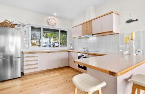 Lorne House | Sunrise
