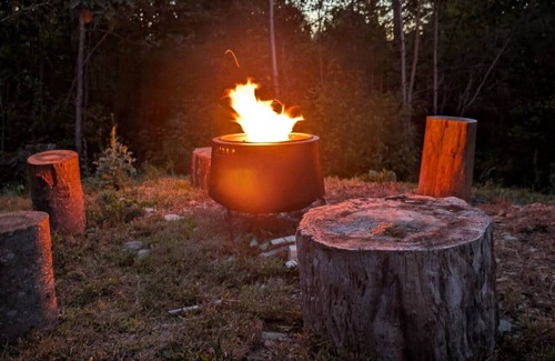 Brooks Cabin | Sunrise Cabin - Super Clean & Solar-powered