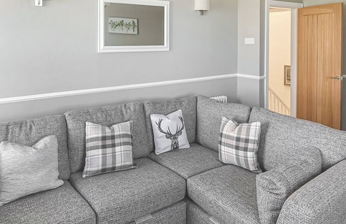 Llanddulas Cottage | Sunrise Cottage - UK35813