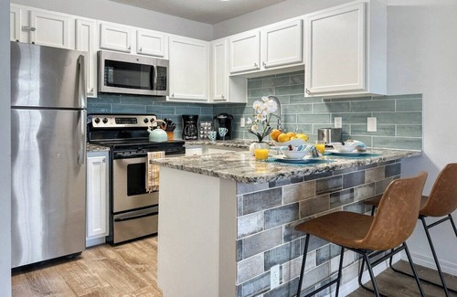 Crystal Beach Condo | Sunrise Destin-ation -Heated Pool-Beach View