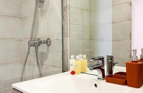 Francisco-Ferrer - Vern Apartment | Sunrise - Gare & centre ville