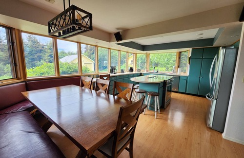 Fritz Creek Cabin | Sunrise Glacier Lodge