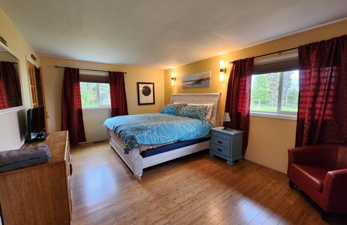 Fritz Creek Cabin | Sunrise Glacier Lodge