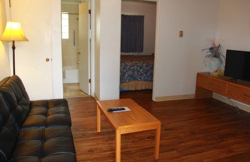 Cody Hotel | Sunrise Motor Inn