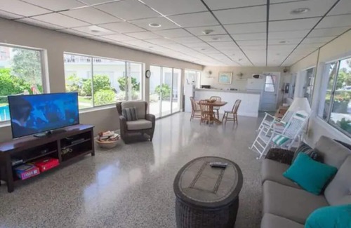 Hillsboro Beach Apartment | Sunrise Ocean Suites - Apt w/Balcony #203