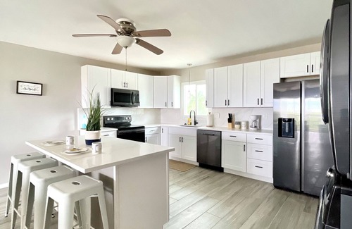 Fort Pierce Apartment | Sunrise Ocean View Property, Walk to the Sand!nHuchinson Island 2Bed/2Bath