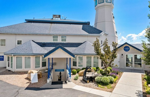 Harbor Village House | Sunrise Resort & Event Center | 19 Bedroom, 19-1/2 Bathrooms