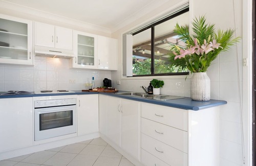 Callala Beach House | Sunrise Sands – 300 metres to beach