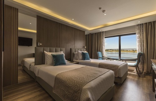 Nile River Luxor Boat Rental | SUNRISE Semiramis II Cruise