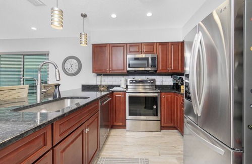 Englewood Condo | Sunrise Sensation on the Bay