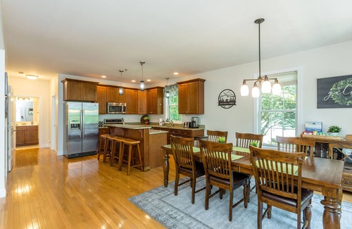 McGaheysville House | Sunrise Views & Mountain Charm!
