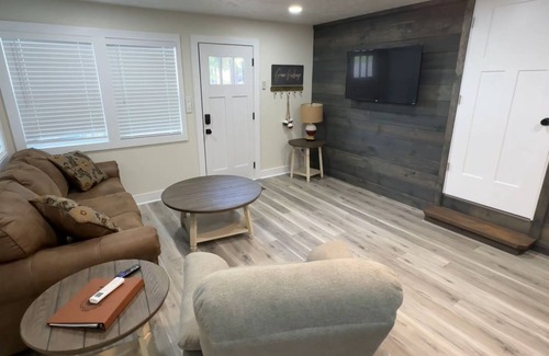 Mountain Home Cabin | Sunrise Villa at Fish & Fiddle Family Resort & Extended Stay