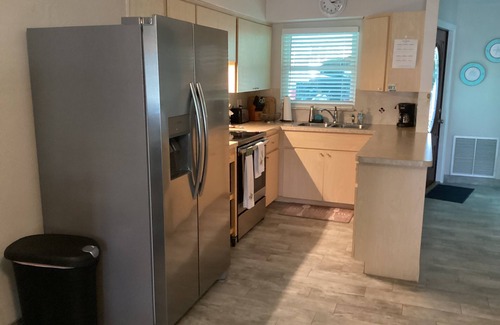 Flor-a-mar House | Sunsational Seahorse- Nice and Relaxingn2/2 Sleeps 6