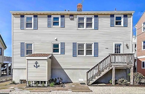 North Beach Haven House | Sunset Bay LBI upper unit