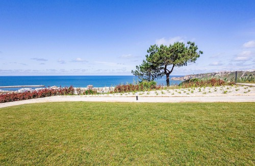 Nazare Apartment | Sunset Beach Apartment - BY SCH