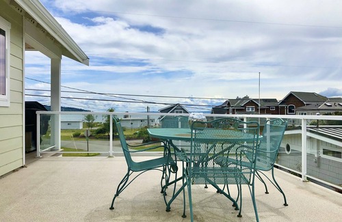 Lagoon Point House | Sunset Beach in Whidbey